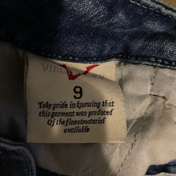 cute boot cute jeans with bedazzled on rear - Picture 5 of 6